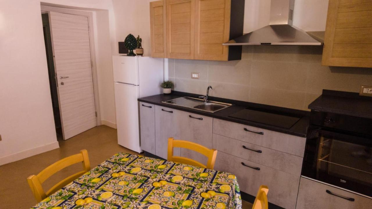 111 Apartments & Rooms Patti Extérieur photo