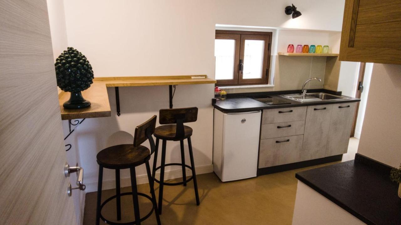 111 Apartments & Rooms Patti Extérieur photo