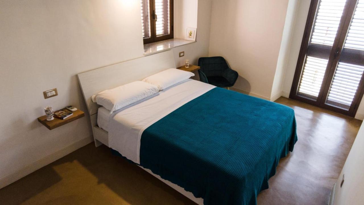 111 Apartments & Rooms Patti Extérieur photo